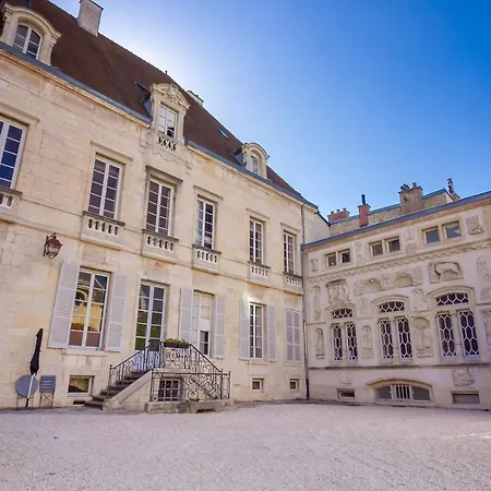 L'historique Au Cœur De * Dijon