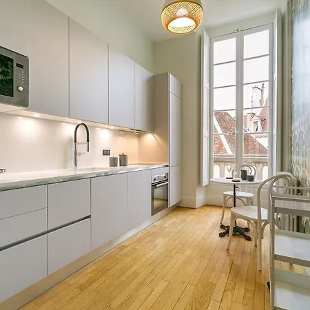 L'historique Au Cœur De *